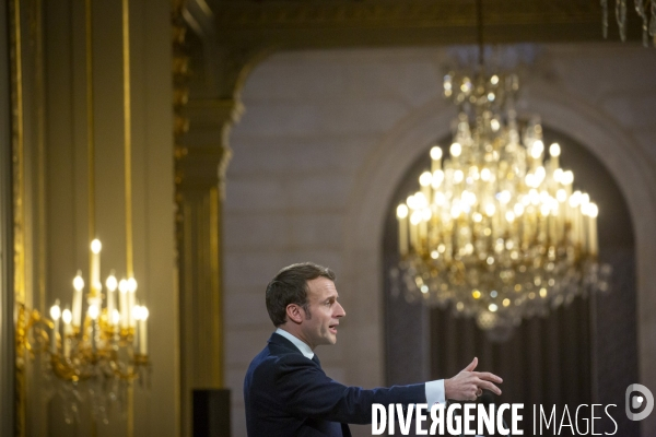 Emmanuel Macron presente ses voeux à la presse