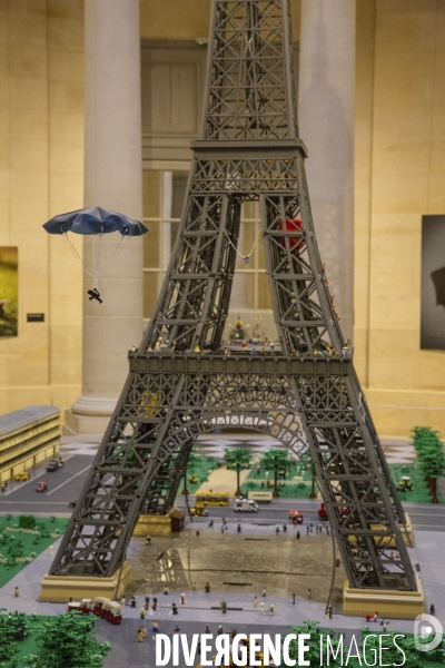 Cine en briques  expo lego a versailles