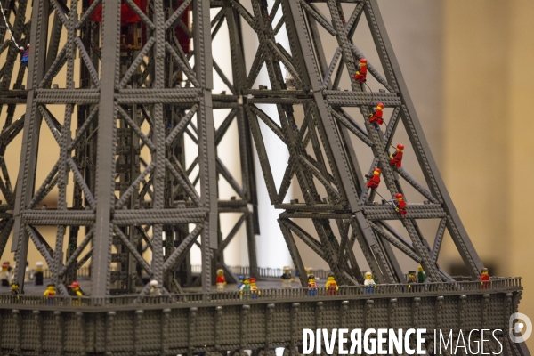 Cine en briques  expo lego a versailles