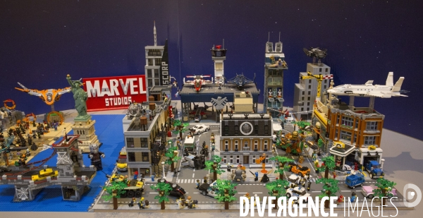 Cine en briques  expo lego a versailles