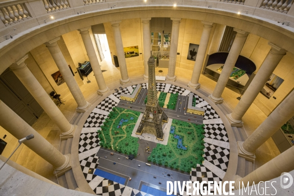 Cine en briques  expo lego a versailles