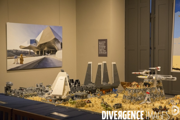 Cine en briques  expo lego a versailles