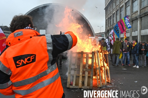 Grèves contre la réforme des retraites gare de Lyon