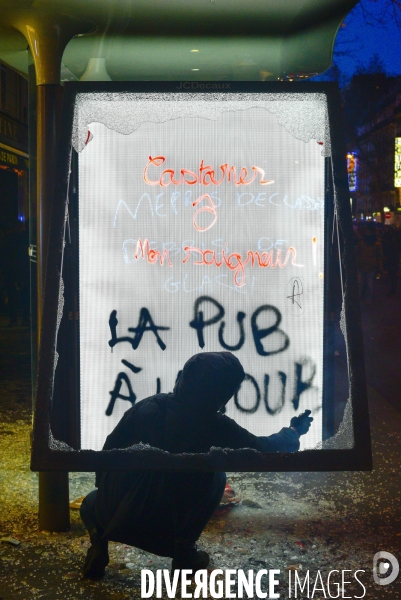 Affrontements GILETS JAUNES  et POLICE le 18 janvier 2020, à Paris. Yellow vests 18 janvier 2020 in Paris.