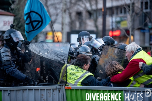 Gilets Jaunes, une fin de parcours tendue