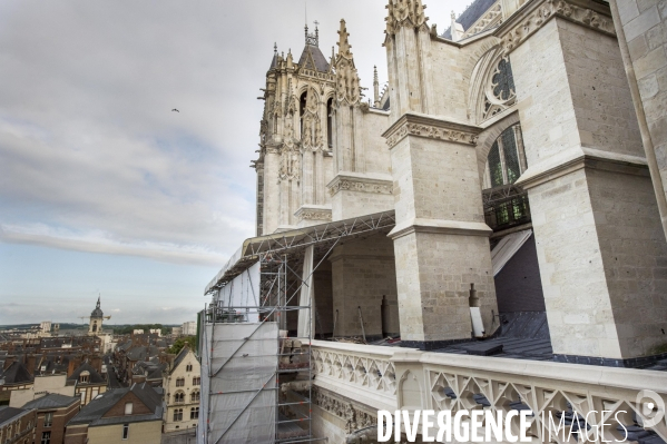 Chantier de restauration de la cathédrale d Amiens.