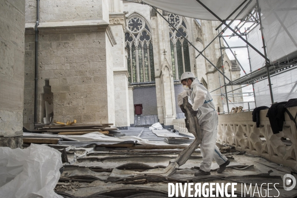 Chantier de restauration de la cathédrale d Amiens.