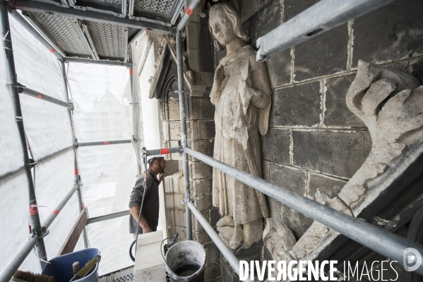 Chantier de restauration de la cathédrale d Amiens.