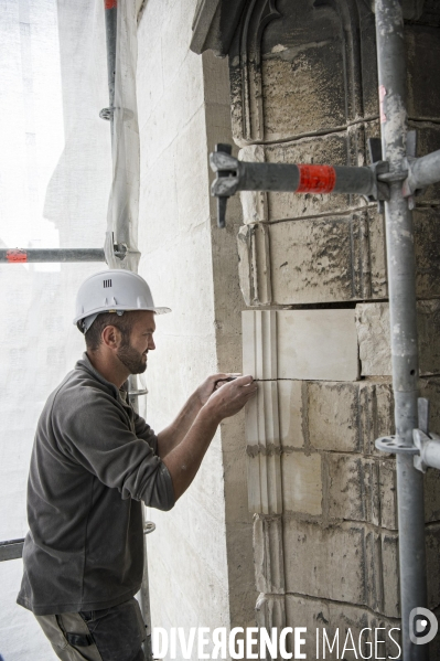 Chantier de restauration de la cathédrale d Amiens.