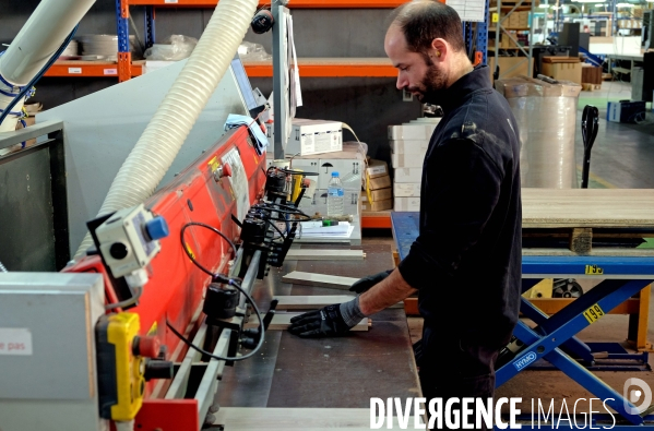 Chez Burgbad, le made in France d un fabricant de meubles de salle de bains