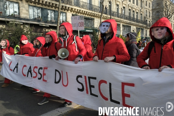 Manifestation Contre la Réforme des Retraites à Paris. Demonstration Against the Pension Reform in Paris.