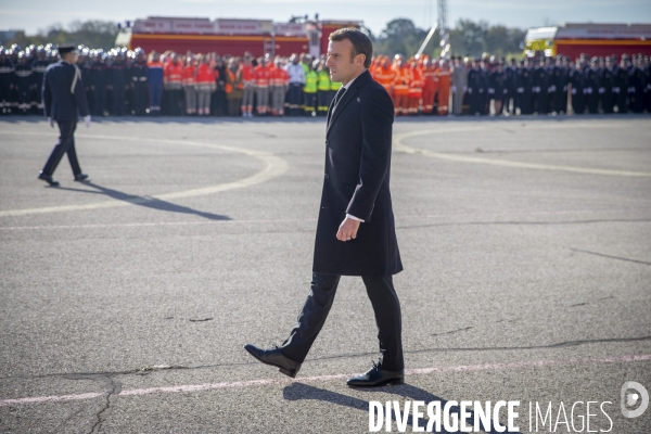 Emmanuel Macron: cérémonie pour trois sauveteurs accidentés à Nîmes-Garons