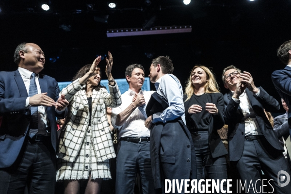 Meeting de Benjamin Griveaux au théâtre Bobino.