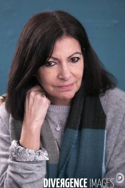 Conférence de presse solidarité d Anne HIDALGO