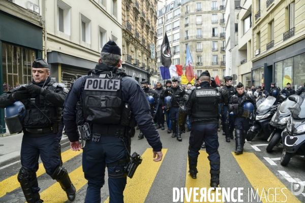 Manifestation GILETS JAUNES du 25 janvier 2020, à Paris. Yellow vests 18 janvier 2020 in Paris.