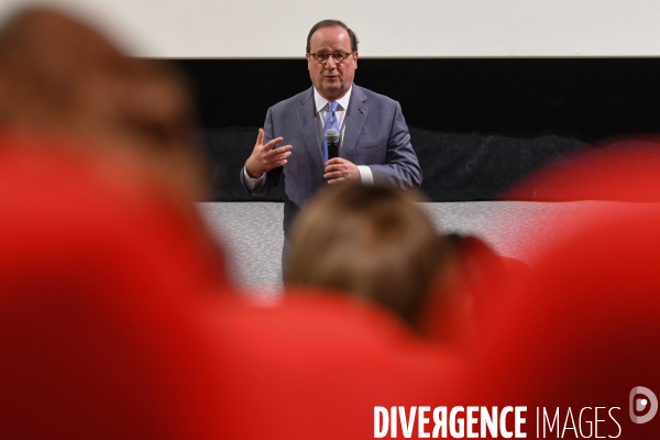 François Hollande en terre ardèchoise