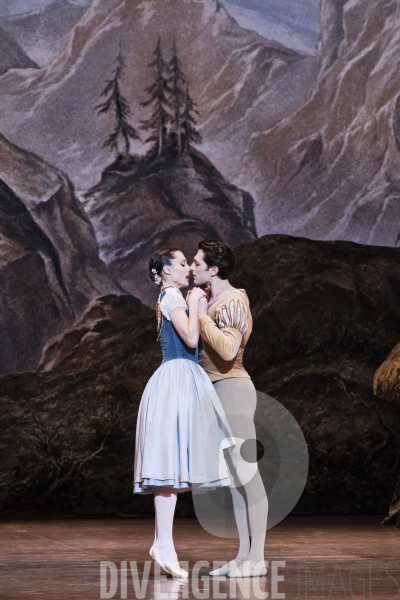 Giselle / Jean Coralli - Jules Perrot / Ballet de l Opéra national de paris