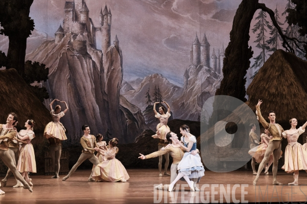 Giselle / Jean Coralli - Jules Perrot / Ballet de l Opéra national de paris