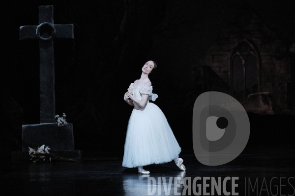 Giselle / Jean Coralli - Jules Perrot / Ballet de l Opéra national de paris