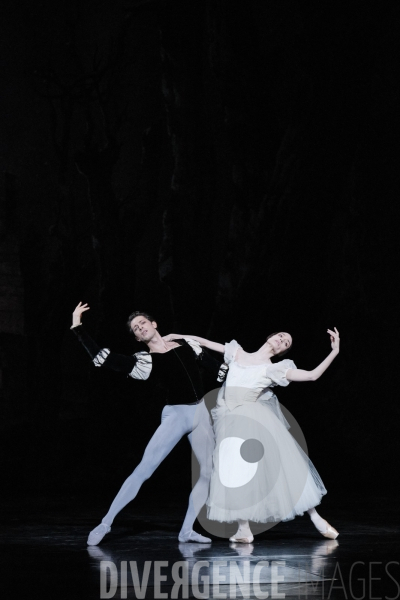 Giselle / Jean Coralli - Jules Perrot / Ballet de l Opéra national de paris