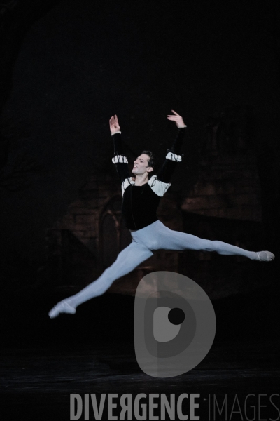 Giselle / Jean Coralli - Jules Perrot / Ballet de l Opéra national de paris