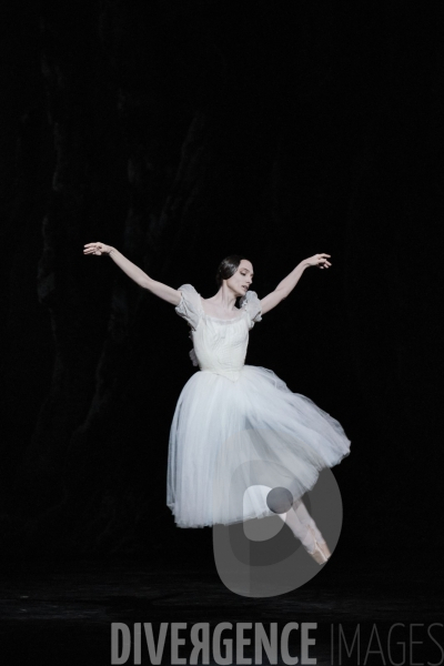 Giselle / Jean Coralli - Jules Perrot / Ballet de l Opéra national de paris