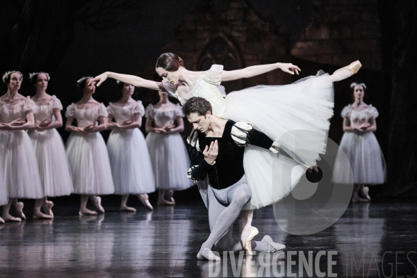 Giselle / Jean Coralli - Jules Perrot / Ballet de l Opéra national de paris