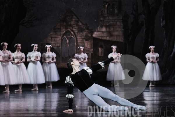 Giselle / Jean Coralli - Jules Perrot / Ballet de l Opéra national de paris