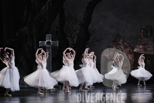 Giselle / Jean Coralli - Jules Perrot / Ballet de l Opéra national de paris