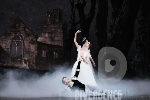 Giselle / Jean Coralli - Jules Perrot / Ballet de l Opéra national de paris