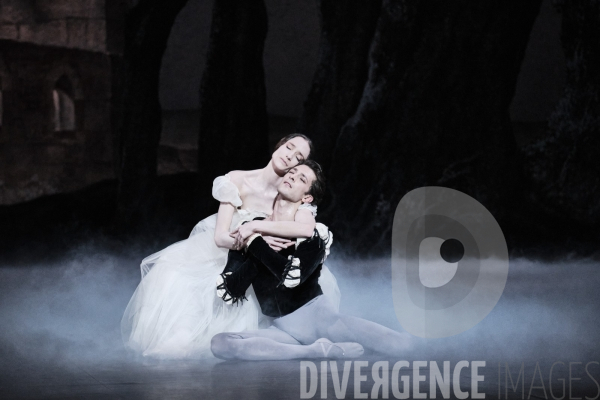 Giselle / Jean Coralli - Jules Perrot / Ballet de l Opéra national de paris