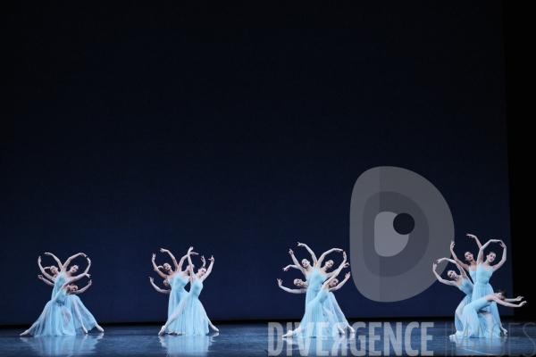 Sérénade / George Balanchine / Ballet de l Opéra national de paris