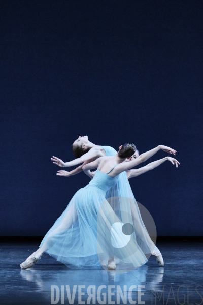 Sérénade / George Balanchine / Ballet de l Opéra national de paris