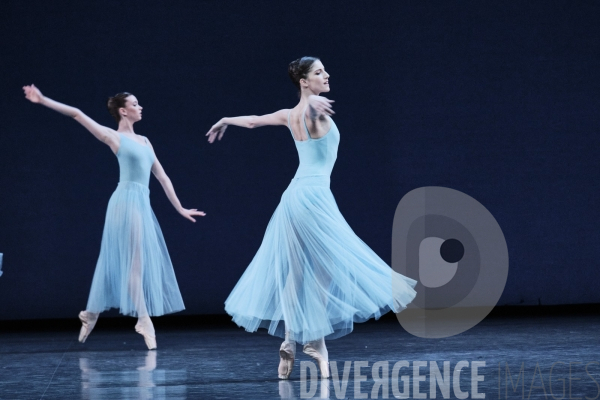 Sérénade / George Balanchine / Ballet de l Opéra national de paris