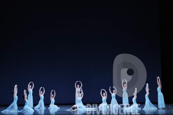 Sérénade / George Balanchine / Ballet de l Opéra national de paris