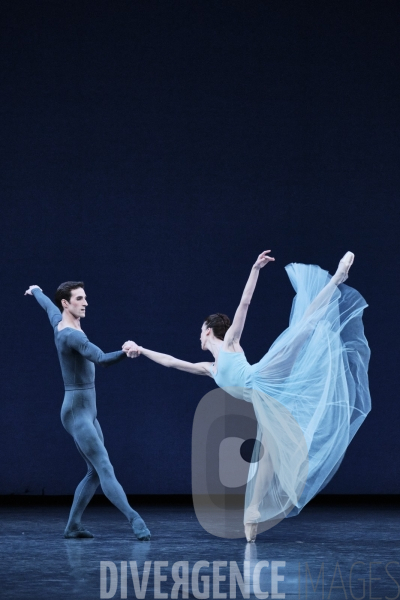 Sérénade / George Balanchine / Ballet de l Opéra national de paris