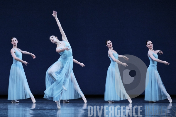 Sérénade / George Balanchine / Ballet de l Opéra national de paris