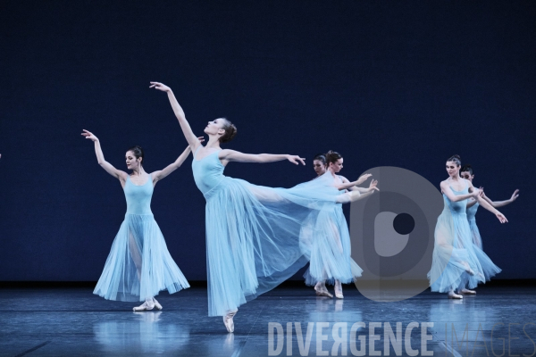 Sérénade / George Balanchine / Ballet de l Opéra national de paris