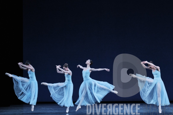 Sérénade / George Balanchine / Ballet de l Opéra national de paris