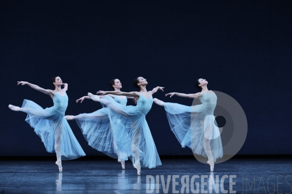 Sérénade / George Balanchine / Ballet de l Opéra national de paris