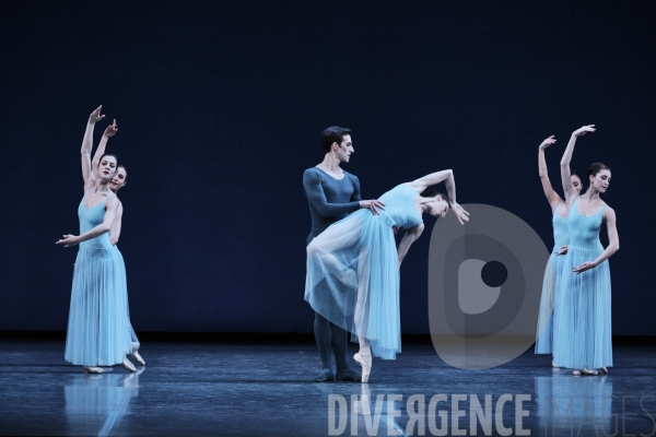 Sérénade / George Balanchine / Ballet de l Opéra national de paris