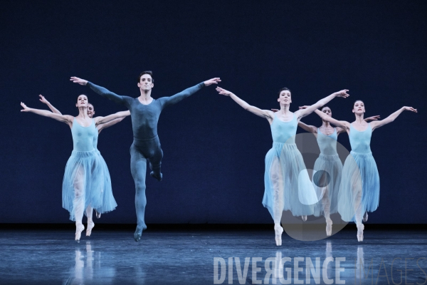 Sérénade / George Balanchine / Ballet de l Opéra national de paris