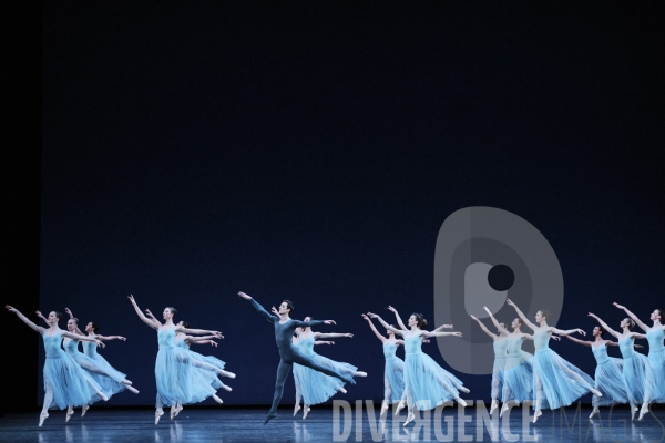 Sérénade / George Balanchine / Ballet de l Opéra national de paris