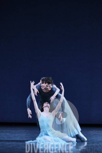 Sérénade / George Balanchine / Ballet de l Opéra national de paris