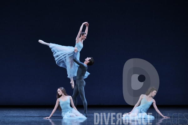 Sérénade / George Balanchine / Ballet de l Opéra national de paris