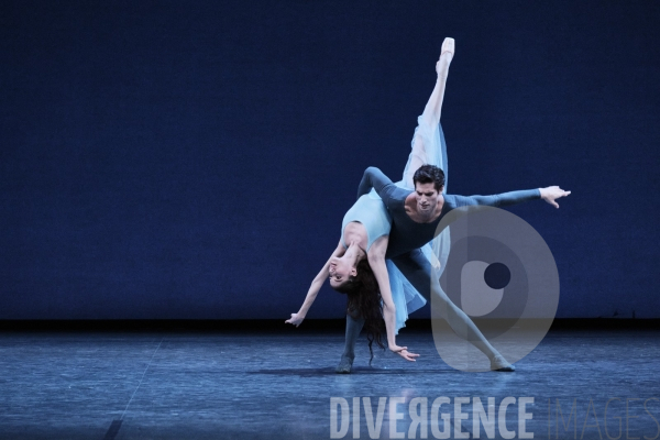 Sérénade / George Balanchine / Ballet de l Opéra national de paris