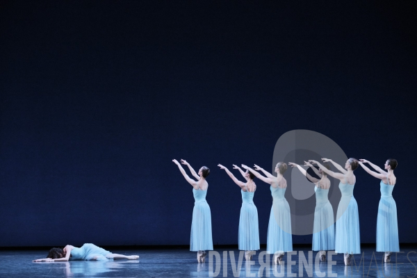 Sérénade / George Balanchine / Ballet de l Opéra national de paris