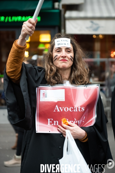 Les avocats marchent contre la réforme des retraites