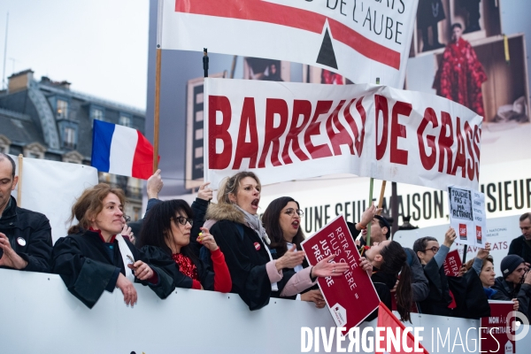 Les avocats marchent contre la réforme des retraites