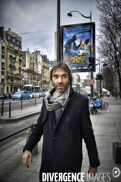 Cedric Villani en campagne dans le treizieme arrondissement et la dalle des Olympiades